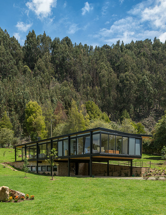 arquitecto carlos granada revista axxis 7 Conozca la casa en la Sabana de Bogotá de reminiscencia modernista