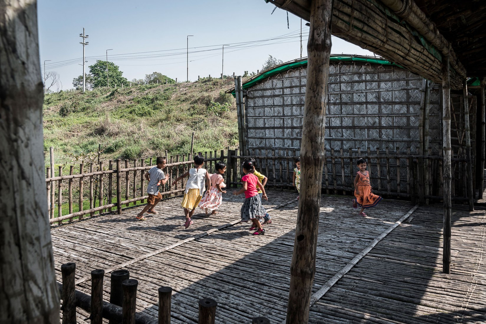metalocus aga khan arcadia sandro 15 La construcción de este colegio en bambú le salvó la vida a unos niños en Bangladesh