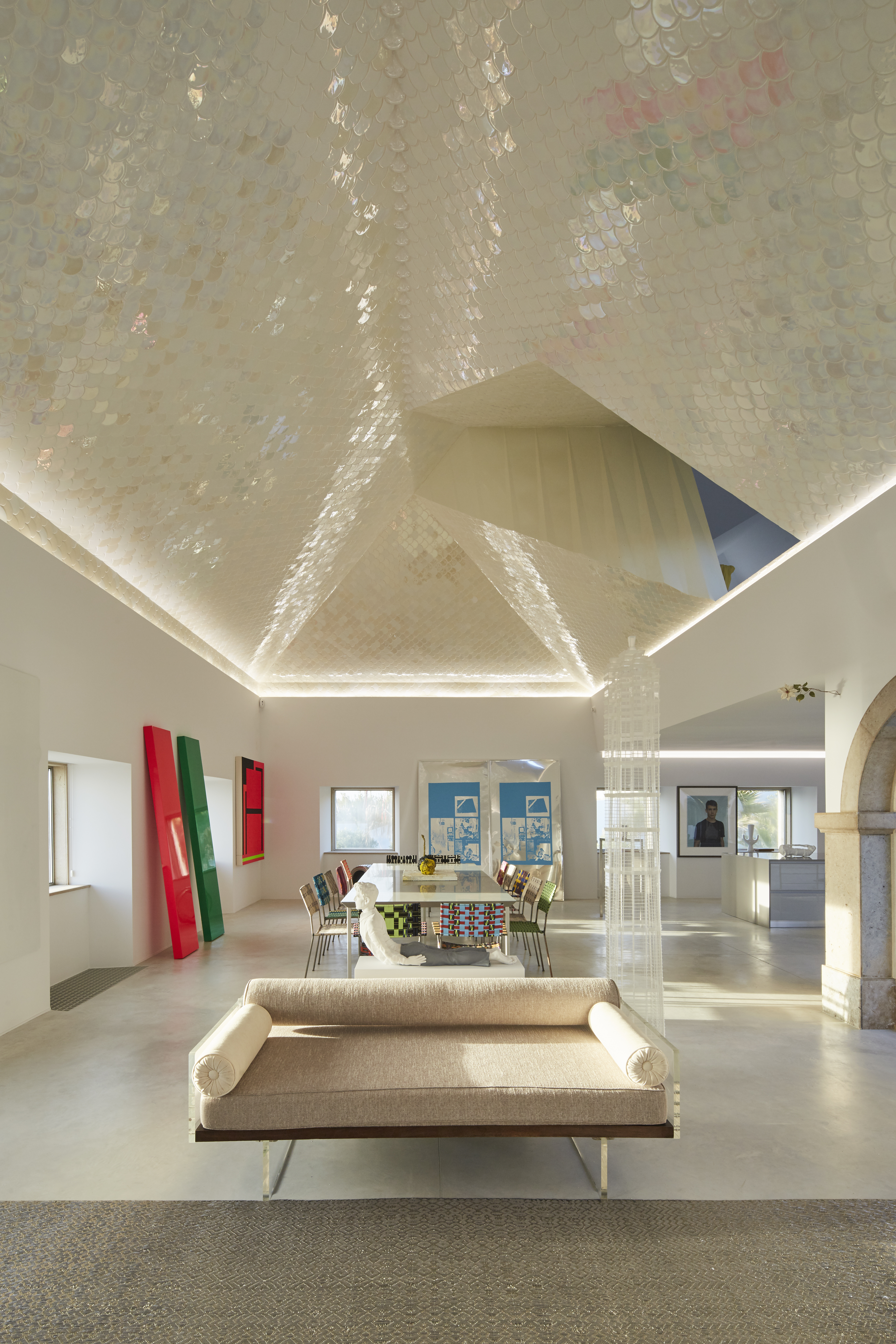 H3A3633 r La casa perfecta para un coleccionista en Portugal fue intervenida por un arquitecto colombiano