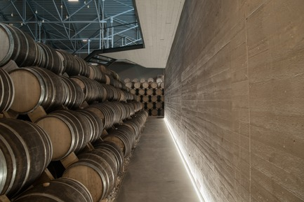 image 41 Diseño deconstructivista en esta destilería de vino y brandy en Rusia