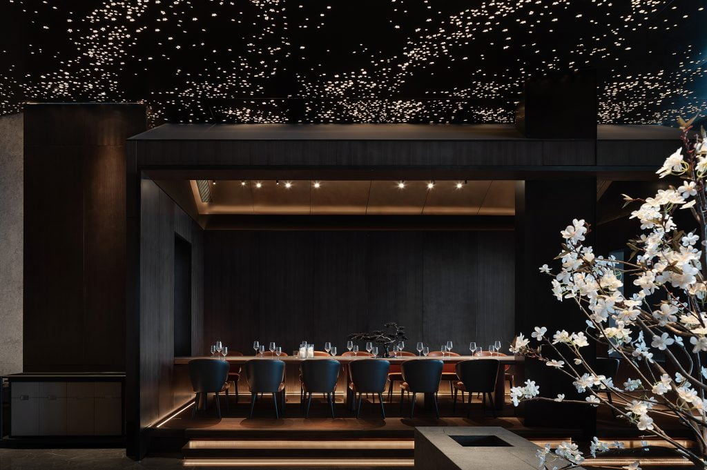 10 Un restaurante donde la iluminación es protagonista en Nanjing, China